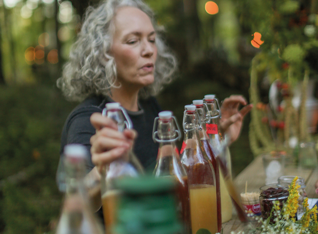 Laura Silverman, forager, mixologist and founder of the Outside Institute discusses the benefits of the different herbs she used to make her cocktails.